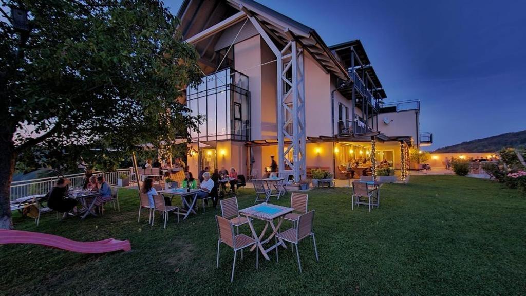 Zweytick Gaestezimmer Weingut Рач-ан-дер-Вайнштрассе Экстерьер фото